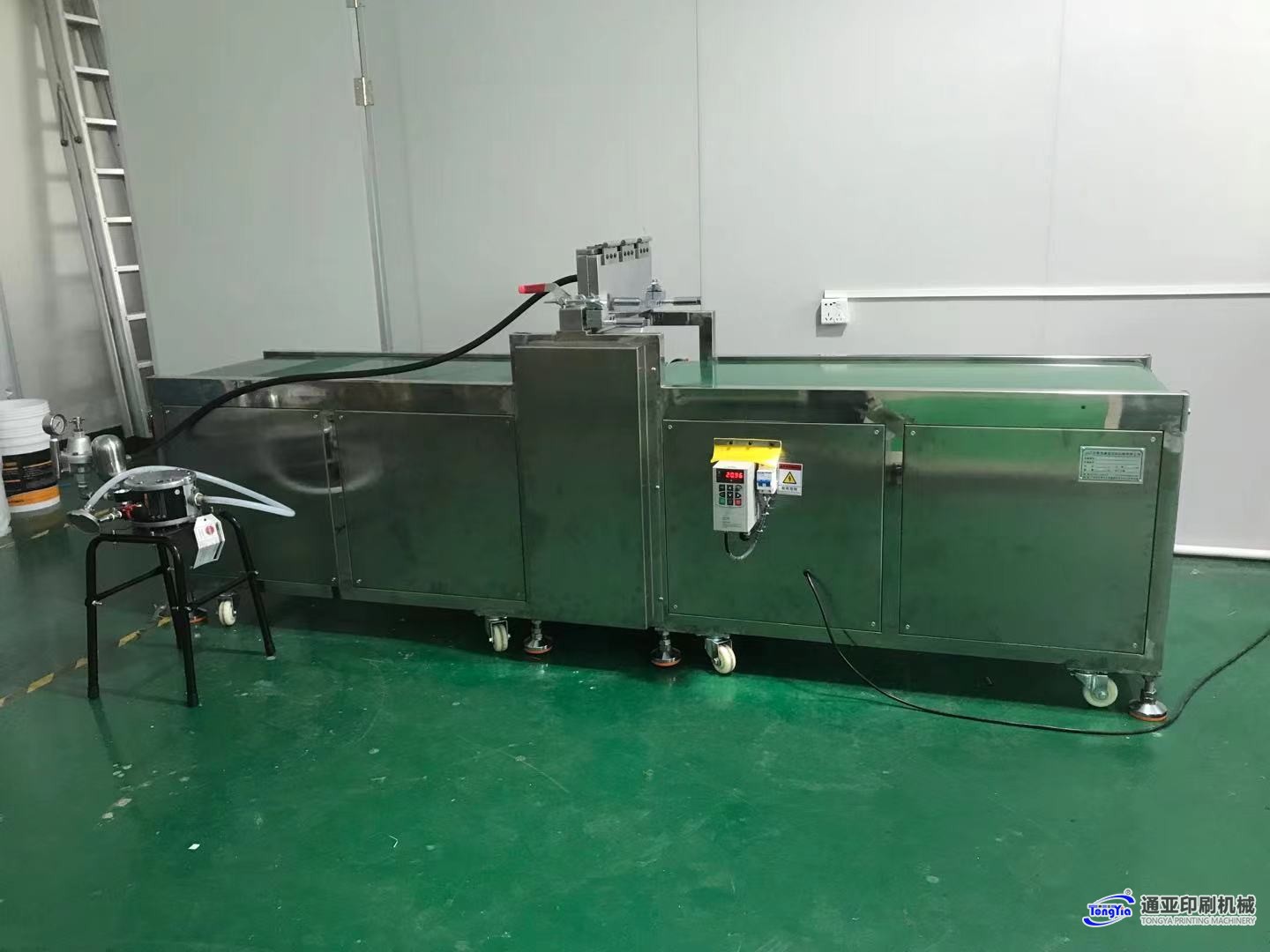 TYF-3000LQ滑板淋漆机