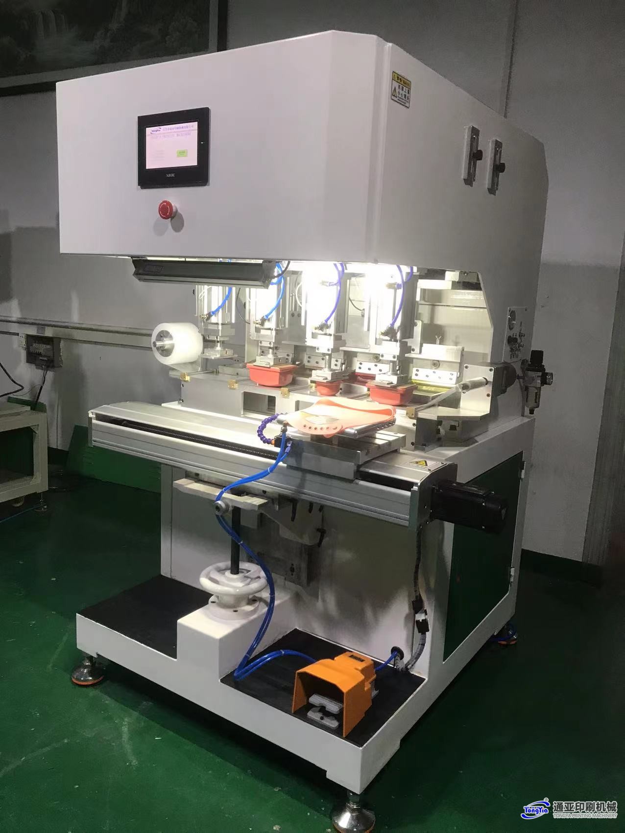 TY-150SD4SC伺服独立胶头四色穿梭移印机